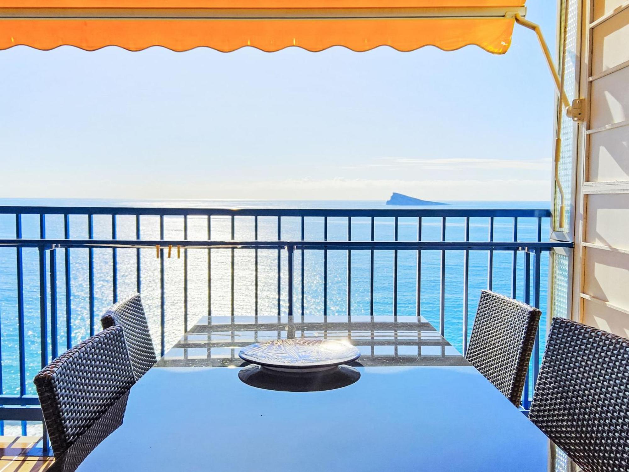 Apartment Palmeras Playa Levante First Line Benidorm Exterior foto
